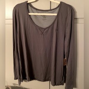 Born Sleepwear NWT Gray Long Sleeve Scoop Neck Lightweight Top Size XXL